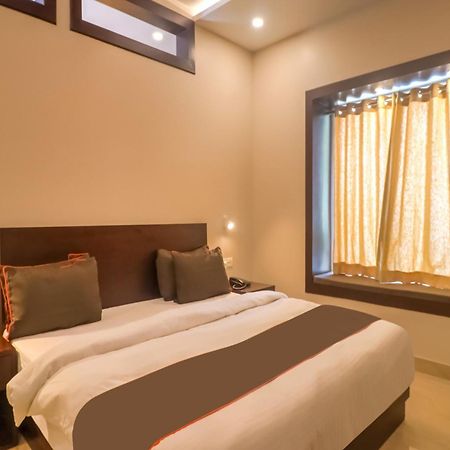 Townhouse Amaraa Farms Near Lulu Hypermarket Lakhnau Kültér fotó