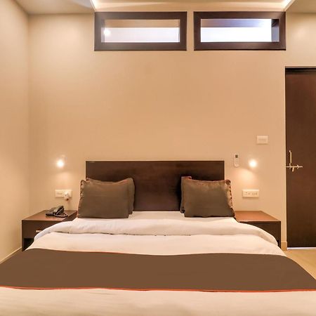 Townhouse Amaraa Farms Near Lulu Hypermarket Lakhnau Kültér fotó