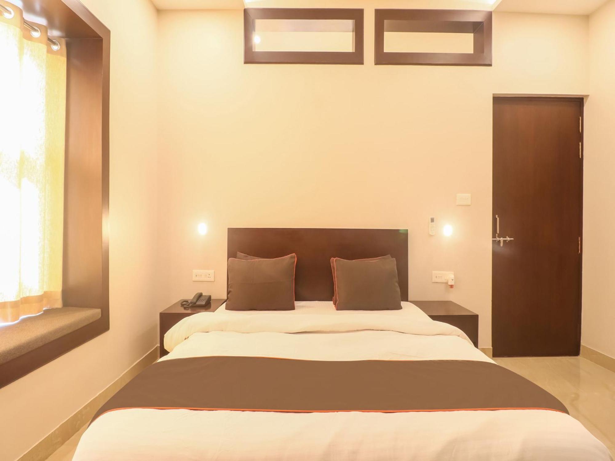 Townhouse Amaraa Farms Near Lulu Hypermarket Lakhnau Kültér fotó
