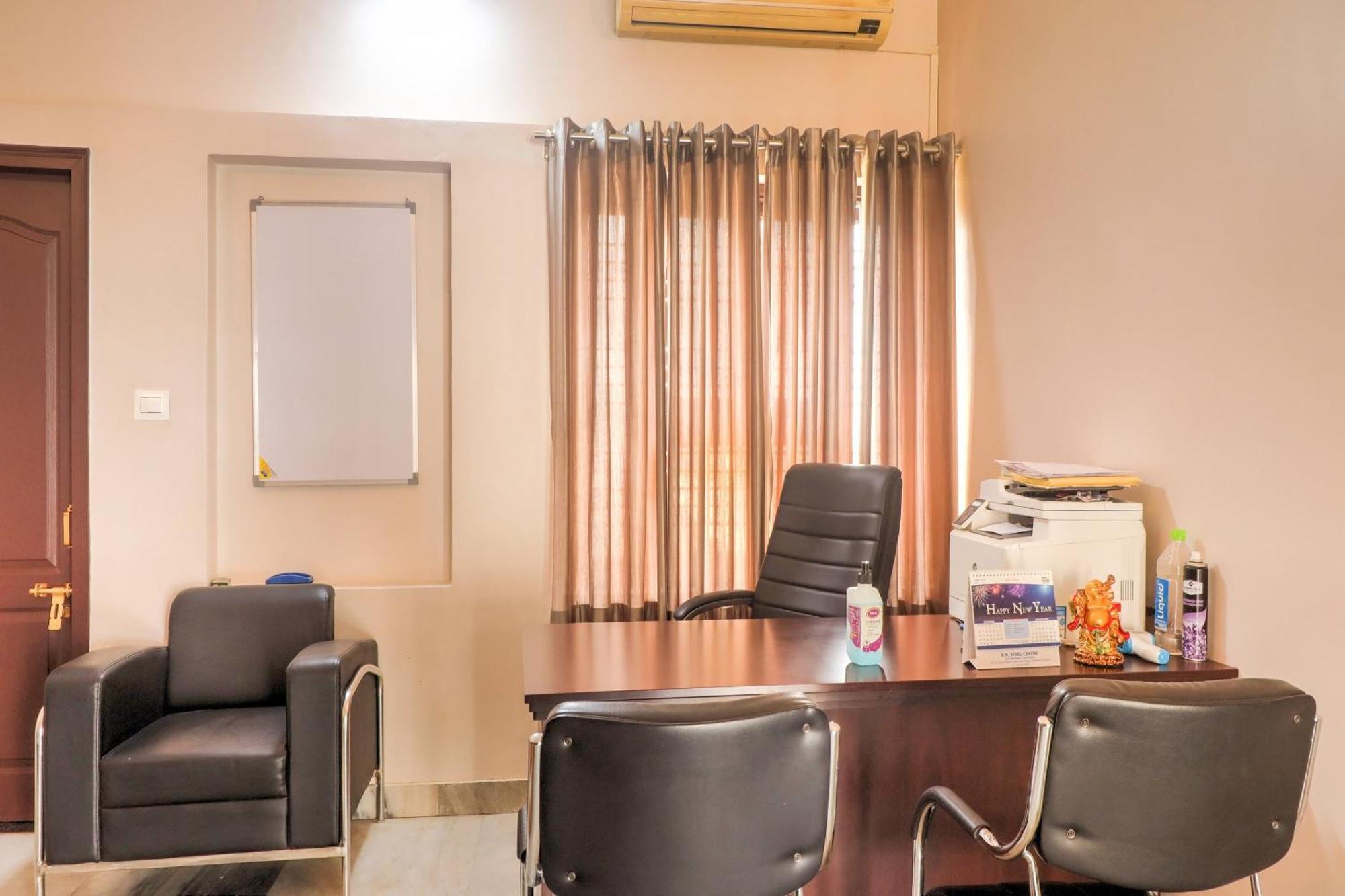 Townhouse Amaraa Farms Near Lulu Hypermarket Lakhnau Kültér fotó